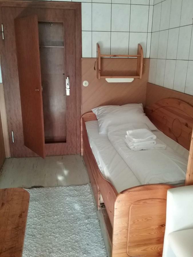 See Lord Hotel 凯撒斯劳滕 外观 照片